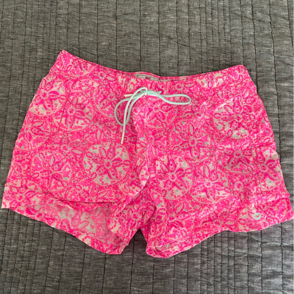 Vineyard Vines Shorts - size XS - Pink